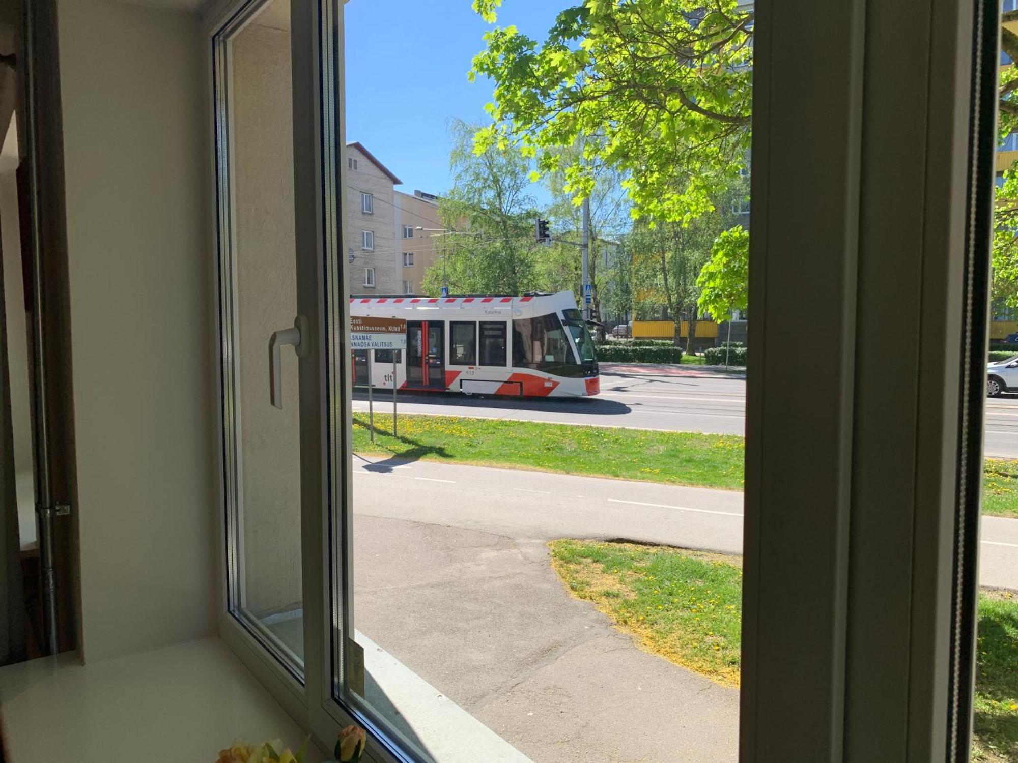 Dikol Two-Room Apartment-Self Check-In & Free Parking Near City Center Tallinn Eksteriør billede